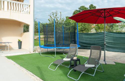 Apartment Holiday House Diana - Foto 8