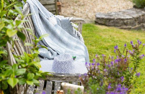 1 Rock Cottage - Beautifully Presented Cottage for Four with Wood Burner - Foto 32