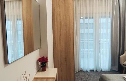 Lunix Luxury Apartment on Metro Station - Foto 16