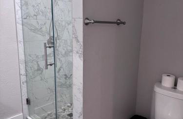 Cozy 4 Bed -4 Bath - Foto 36