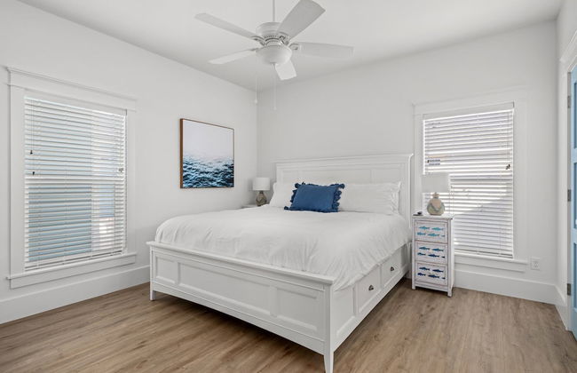 Spectacular 3br 4ba w/ Private Pool, 2 Min Walk to Beach - Sleeps 15! - Foto 3