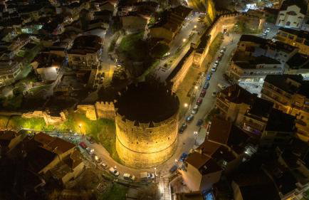 Beyond The Castle - Foto 61