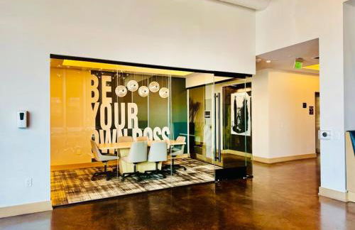 Deep Ellum Theatre Suite - The Black Collection - Photo 35