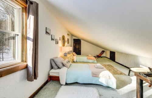 11 Mi to Sugarbush Eclectic Ski House with Hot Tub! - Foto 26