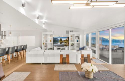 # Marbella Lane-Oceanfront Retreat - Stunning View - Photo 2