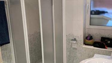 Nice Home+Wifi+AC+Netflix - Foto 4, towels, Shower