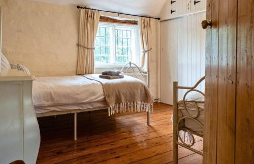 Poppy Cottage - Cosy 2 Bedroom, Perfect for Family! - Photo 23