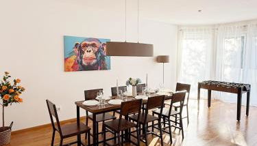 Luxuriöse Ferienvilla mit Garten, Gaming Zone & Netflix - Foto 4