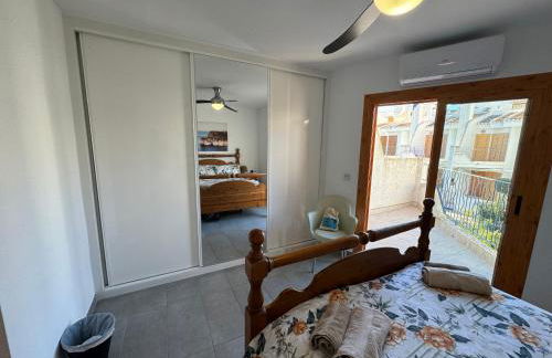 Contemporary House in Cabo Roig - Photo 13