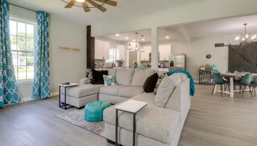 Spacious Yard, Games and Fire Pit Grove Home Rental - Foto 4