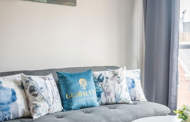 Beautiful Condos In the Heart of Downtown - Foto 23