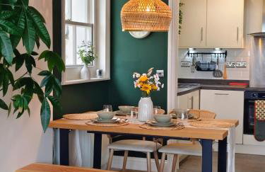 Ocean Whisper - 2 Bedroom Sea Front Apartment - Foto 26