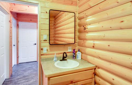 6 Mi to Spider Lake OHV Trails Cabin with Fire Pit - Foto 14