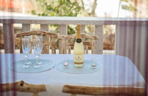 La Perla Apartments - Photo 37