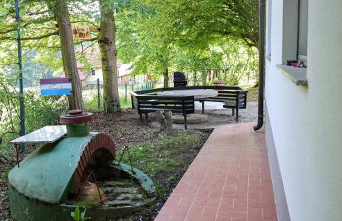 Cozy Home In Milekovo Selo With Wifi - Photo 12