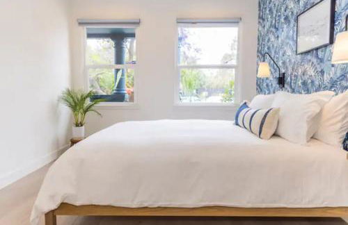 Cheerful 4BD Home in the Heart - Foto 16