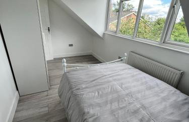 Lovely 2 Bedroom Flat with Roof Terrace in London NW6 - Foto 10