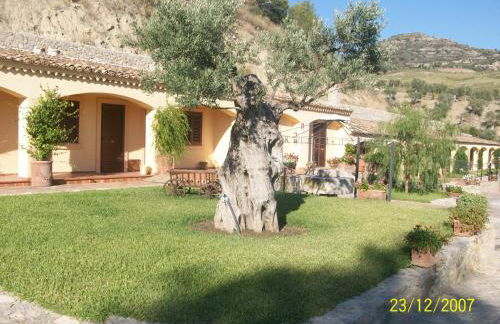 Villa Maria - Photo 30