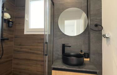 This spectacular 3-bedroom apart - Photo 38