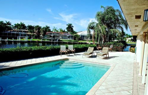 Villa Marco Island - Photo 100