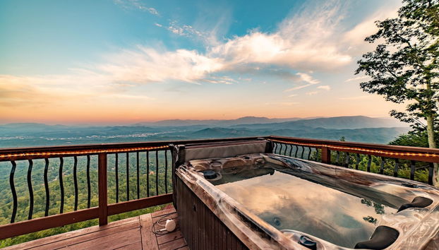 Unparalleled Views Deck w Hottub Game Room Pool Table Panorama by Avantstay - Foto 3, Habitación