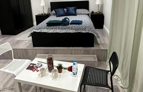 Studio Sleeps 3 - Outdoor Space - Pet Friendly - Foto 19