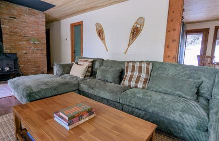 Cozy Wolfcamp Chalet with Hot Tub, Views with Fast Wifi - Foto 10