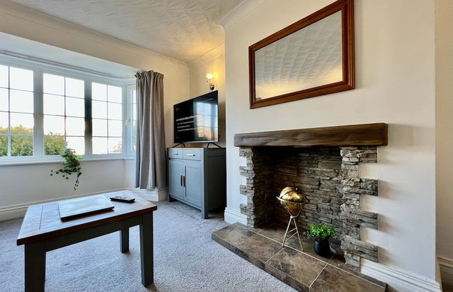 Curzon House 2 - Photo 8