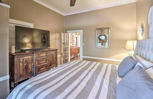 Country-Chic Cotter Home with Outdoor Living Space! - Foto 10