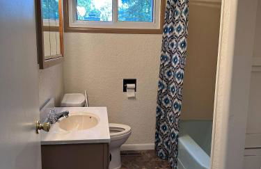 Comfy 3br/2ba steps away from Marian Day grounds - Foto 26