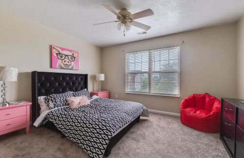 Incredibly Spacious Carmel Home with Fully Equipped Kitchen - 4700 Sq Ft! Sleeps 15! Pet Friendly! home - Foto 22