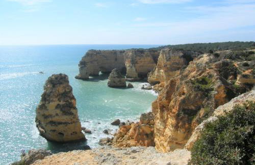 Luxurious first floor apartment with balconies overlooking pool and gardens. - Foto 46