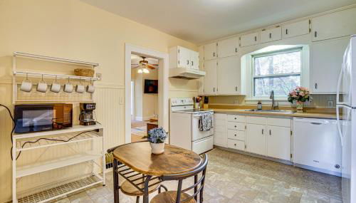 Near Colleges Pet-Friendly Duplex in Northfield! - Foto 2