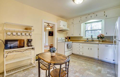 Near Colleges Pet-Friendly Duplex in Northfield! - Foto 2