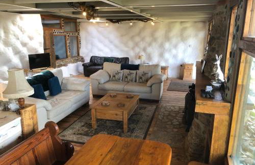 Rabbits 1or 2 bedroom hobbit style hillset earthen dartmoor eco home - Foto 17