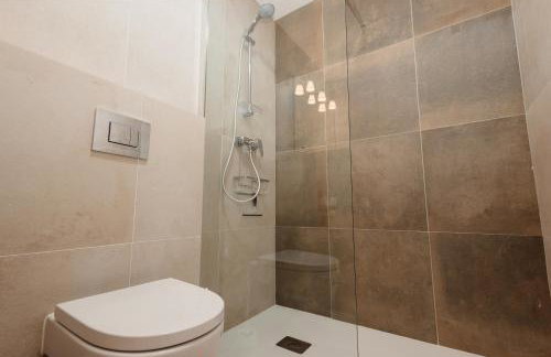 Holiday home with large sunny terrace, Costabella - Foto 29
