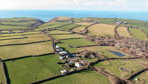 Millook View Farmhouse - Photo 1