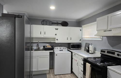 Cozy Haven in Hampton Roads Near Beaches, Military Bases & Historic Sites - Foto 1