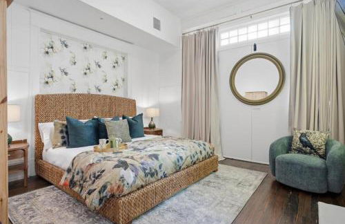 Sanctuary Historic Designer 1BR & Heated Pool - Photo 2