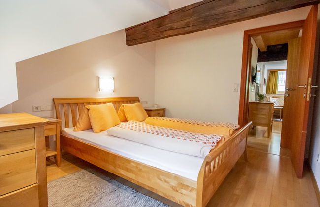 Beim Holzschnitzer - Foto 11