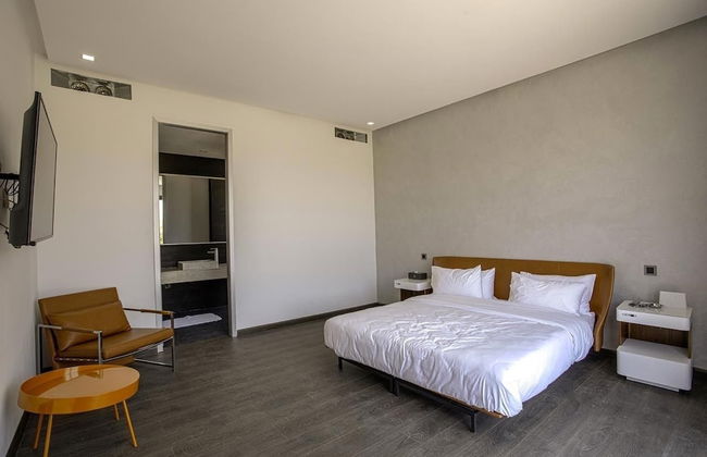 Villa Amara Oliver Palm Resort - Photo 8