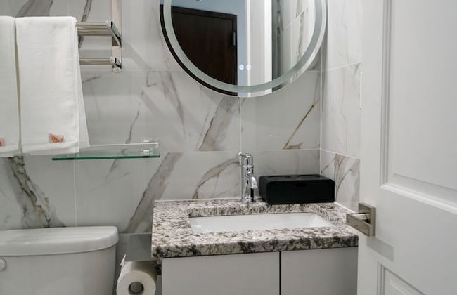 Starlight Hotel - Photo 15