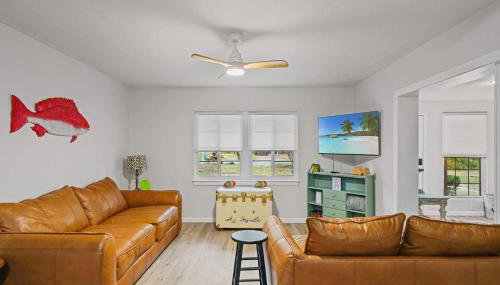 Coastal Home Family Friendly 2 Miles to Beach - Photo 4