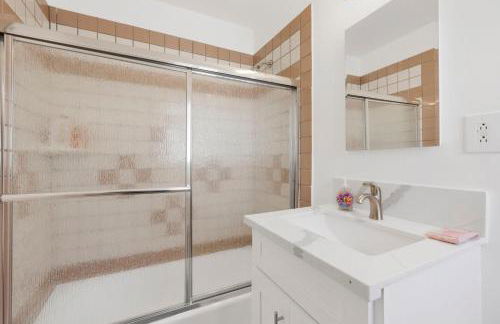 Cozy, Luxurious, Oasis, With Free parking - Foto 25