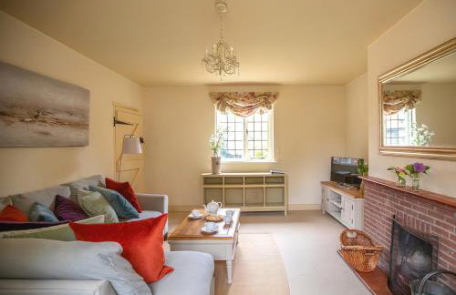 Dulcie Cottage - Photo 6
