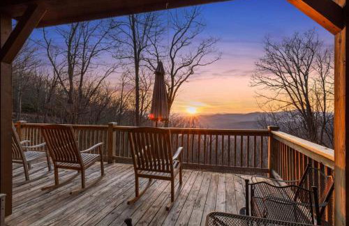 Longview - Mountain Retreat, Sunset Views, and 20 Minutes to Asheville! - Foto 10