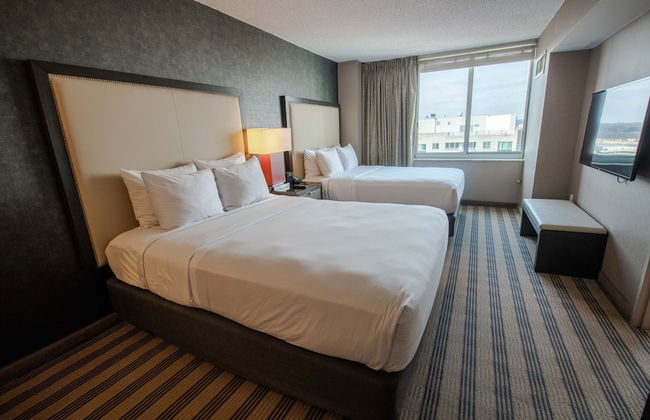 2500 Penn, a Placemakr Experience - Photo 7