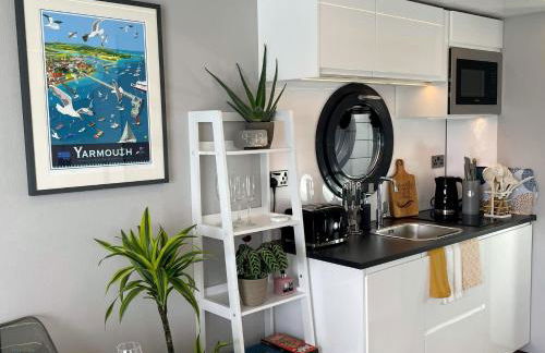 Yarmouth Waterlodge Floating Apartment 1 - Foto 12