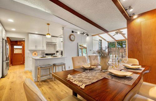 Spacious Mid Century Modern Sunroom Rambler - Foto 11