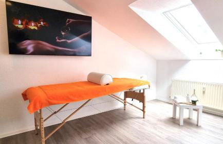 Beauty and Beast 24h-Check-in, 6 Pers, Klima, Massageliege - Foto 17